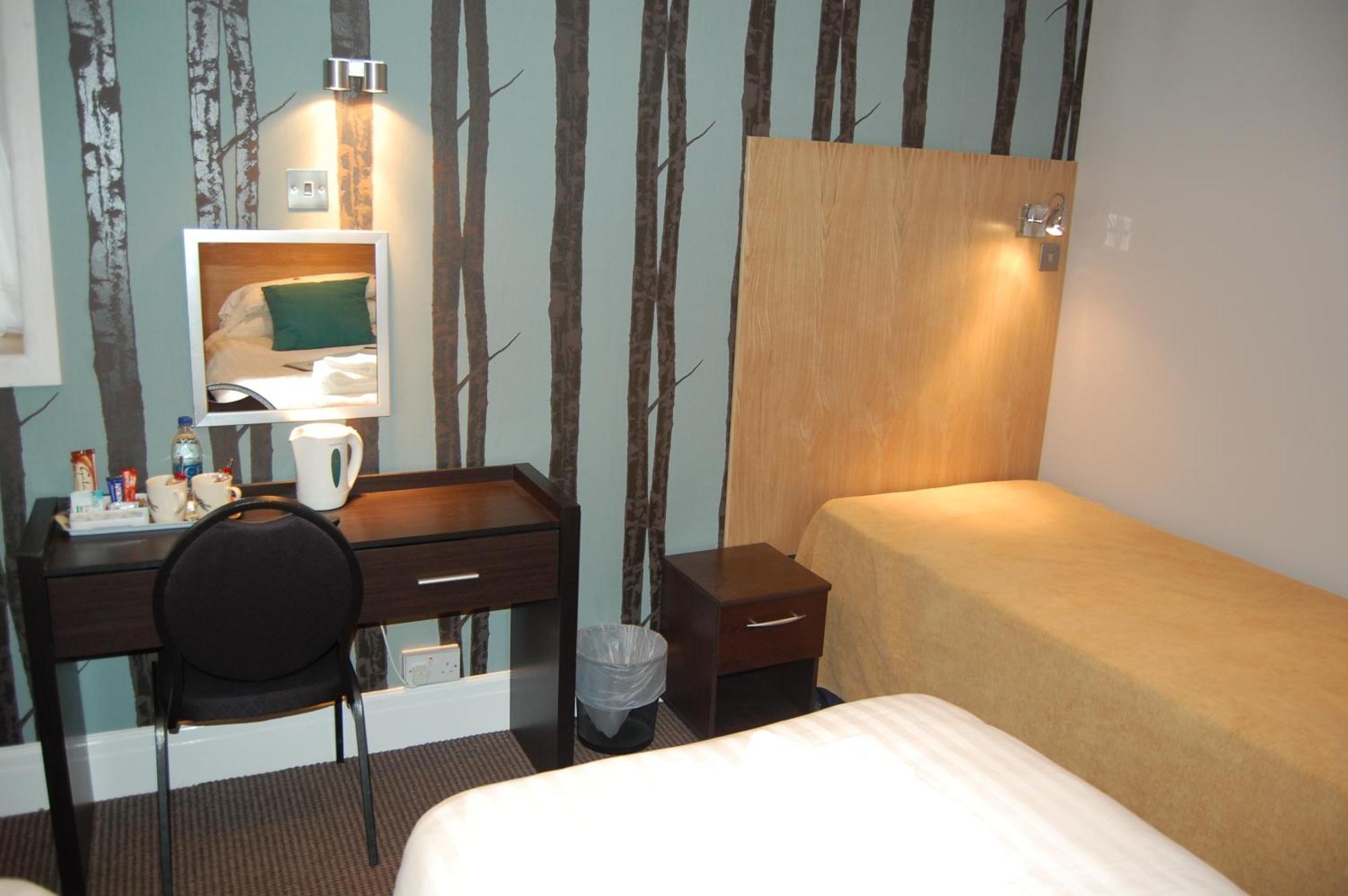 The Dragonfly Bed & Breakfast แบล็คพูล ภายนอก รูปภาพ